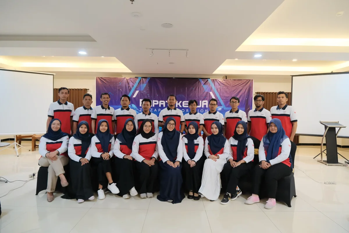 Kaos Polo Seragam Zipzap Corporation